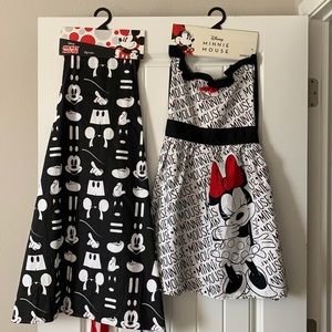 NWT Disney couples aprons!❤️🖤🤍
